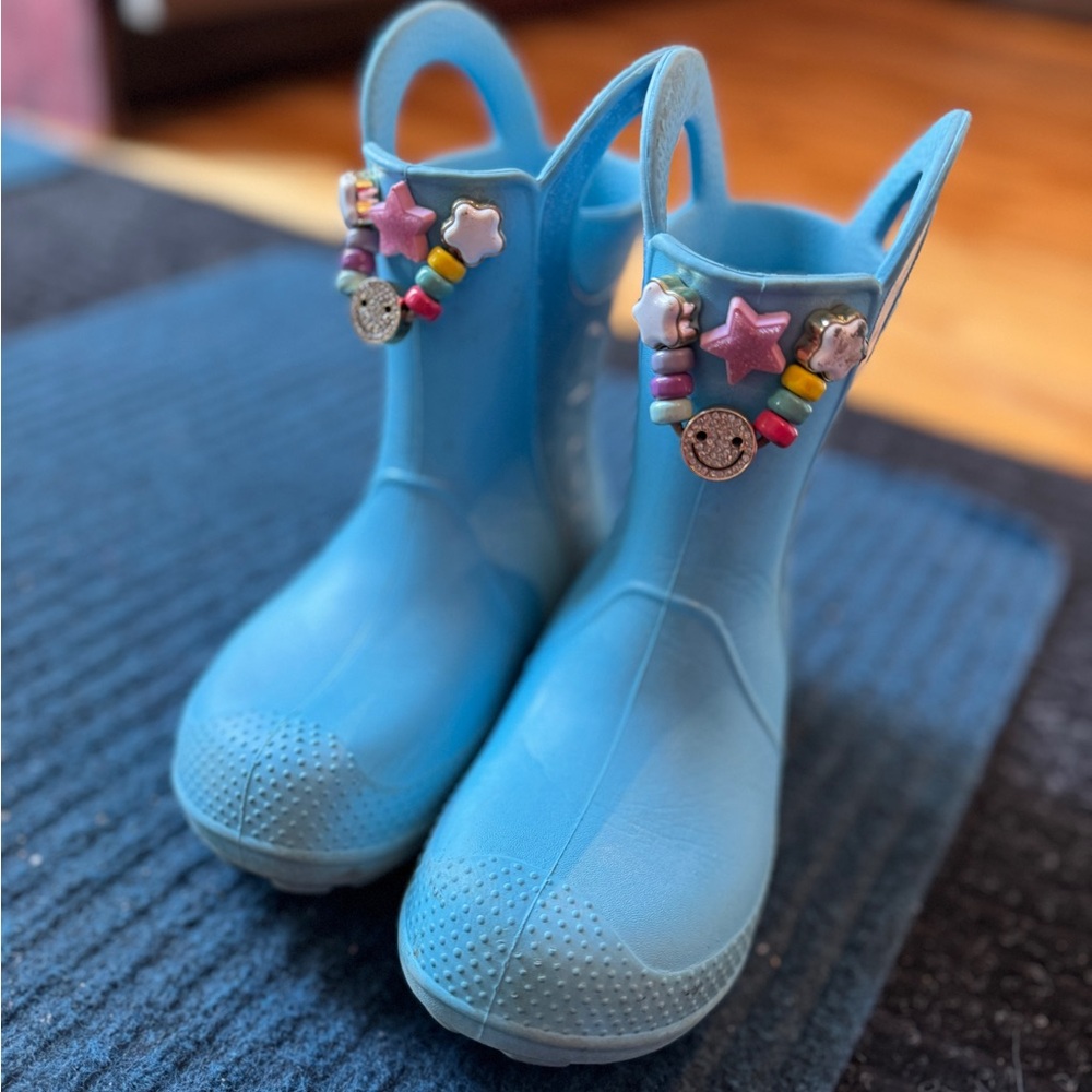 CROCS Blue Kids Rain Boots with Colorful Charms